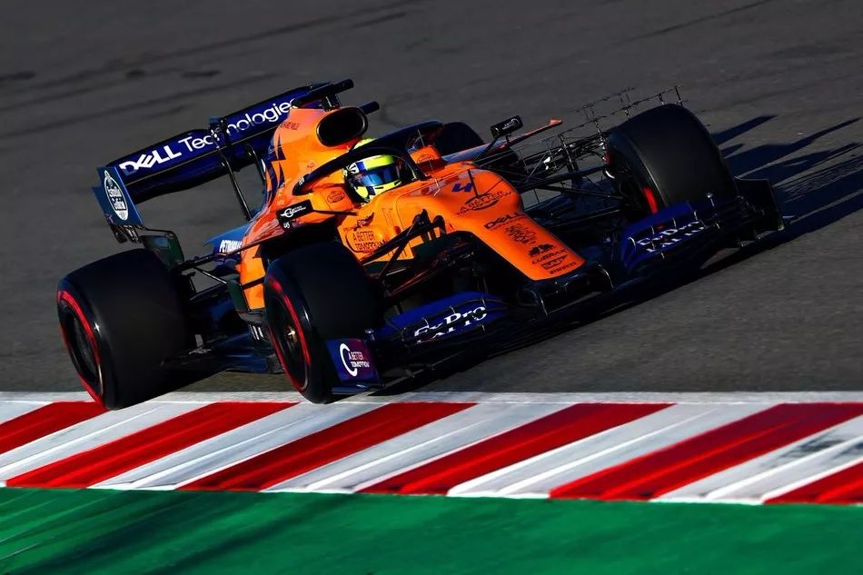 包含威廉姆斯逆转法拉利，诺里斯高光表现的词条