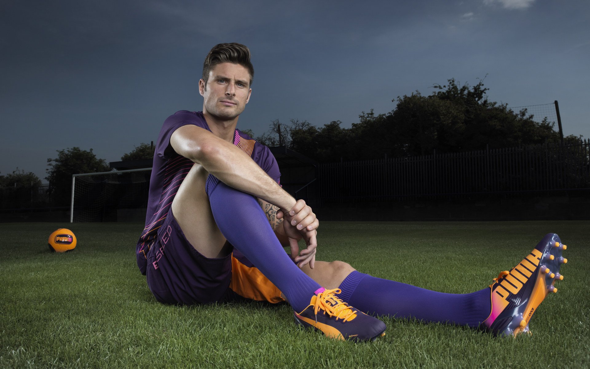 弗拉霍维奇闪耀制胜，威尔士闪电战速胜巴拉圭