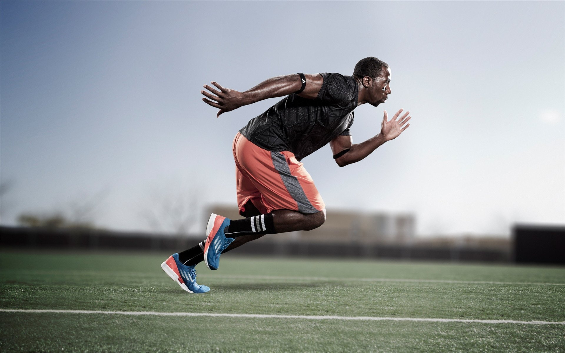 马克西的火焰，当深圳队遇见活塞，篮球如何跨越语言的边界