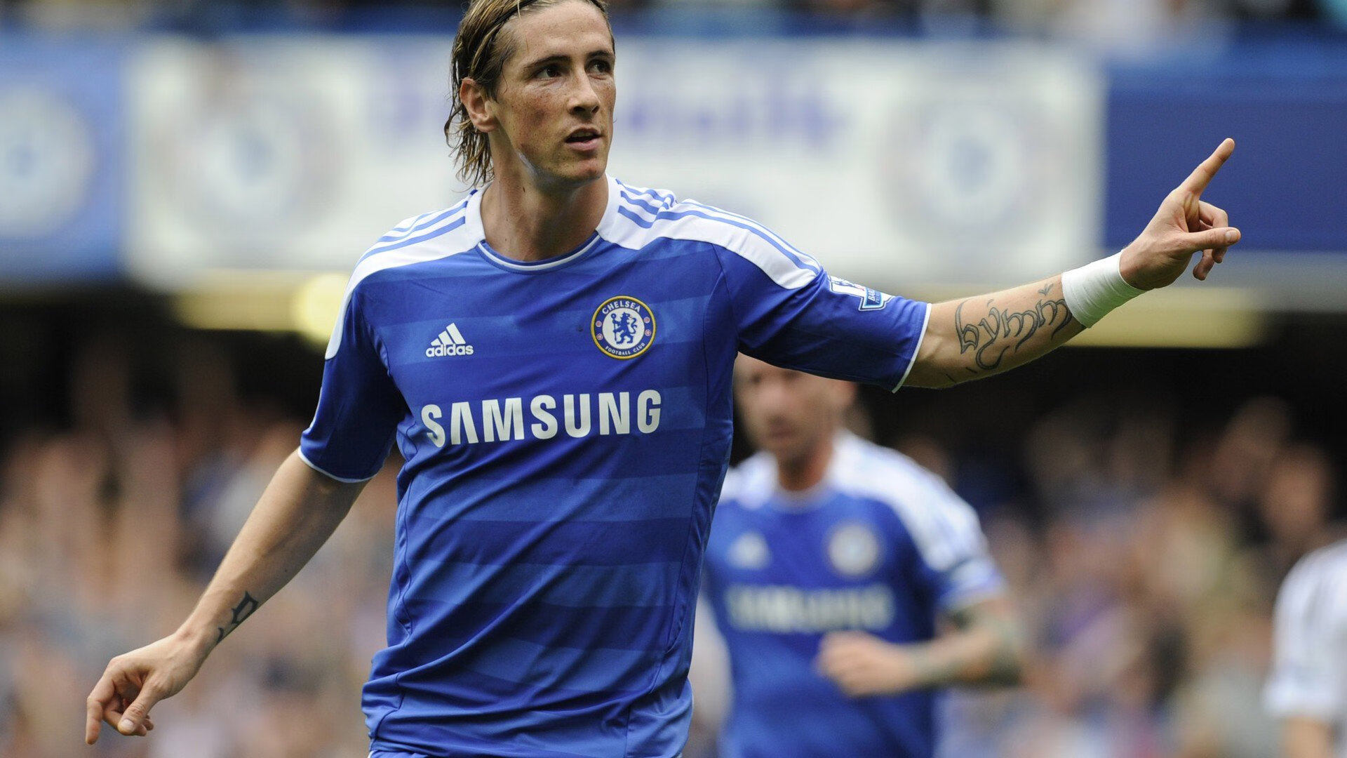 维尼修斯点燃赛场,德国力克挪威,一场定义未来的胜利